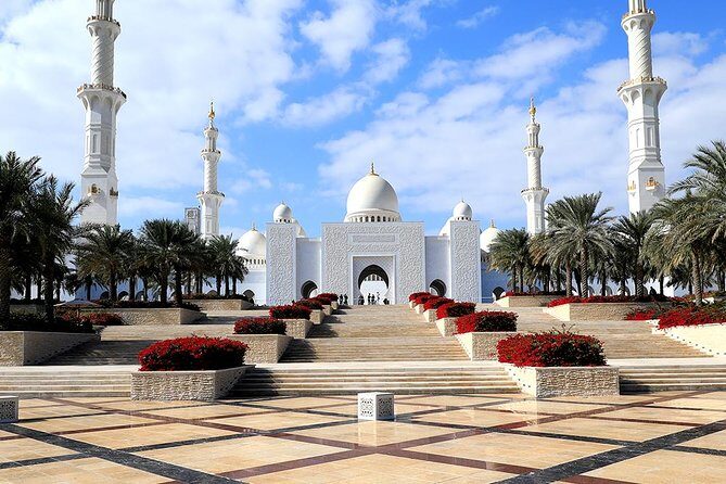 Private Abu Dhabi Full Day City Tour - Dates & vegetable market: the everyday counterpoint