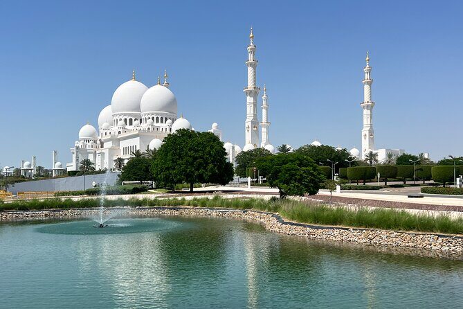 Private Abu Dhabi Full Day Sightseeing Mosque & BAPS from Dubai - Sheikh Zayed Grand Mosque: dress code and timing that can make or break your visit
