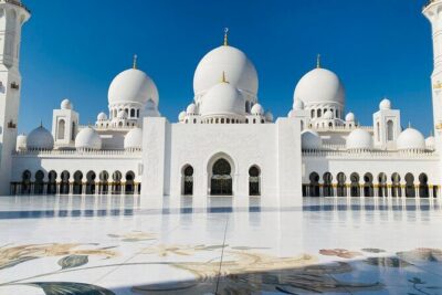 Private Abu Dhabi Half Day City Tour - Emirates Palace (Mandarin Oriental): a 45-minute look at hotel grandeur