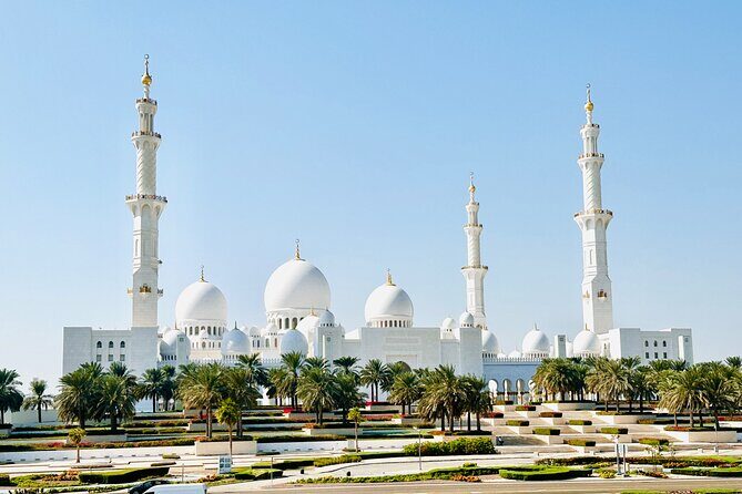 Private Abu Dhabi Sightseeing Tour from Dubai - Key things that make this private Abu Dhabi tour a smart choice