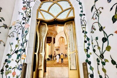 Private Abu Dhabi Sightseeing Tour from Dubai - Sheikh Zayed Grand Mosque: the architecture tour you’ll actually remember