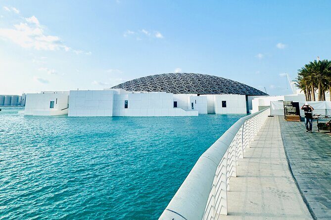 Private Abu Dhabi Sightseeing Tour from Dubai - How the itinerary stays flexible in a private tour format