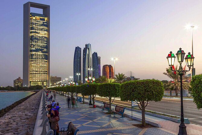 Private Abu Dhabi Tour of Grand mosque,Louvre museum,Etihad Tower & Qasr Alwatan - A Full-Day Abu Dhabi Route That Feels Efficient