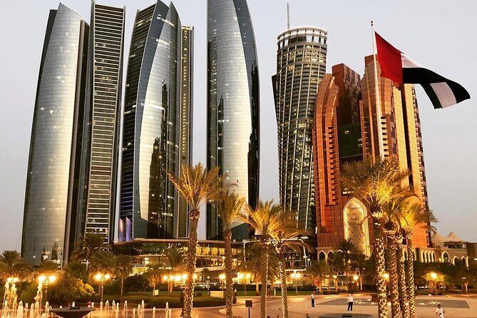 Private Abu Dhabi Tour of Grand mosque,Louvre museum,Etihad Tower & Qasr Alwatan - What the Group Size and Private Format Changes for You