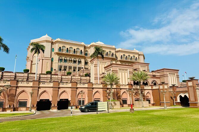 Private Abudhabi City Tour from Dubai - Abu Dhabi Dates Market: A Short Stop That Can Pay Off Later