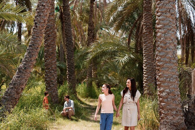 Private Al Ain Tour by 4x4 Vehicle with Zoo Tickets - Sheikh Zayed Palace Museum: A Palace That Explains Leadership, Not Just Style