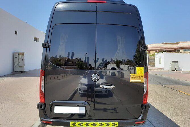 Private Chauffeur Services with Vehicles - Dinner and shopping with a driver who knows the flow