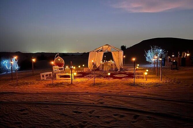 Private Dinner in the Heart of the Desert with Entertainment show - Key highlights