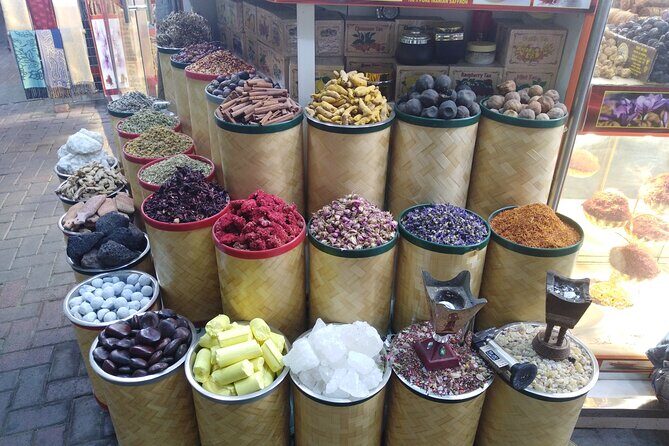 Private Dubai 4 hours Tour with Guide and driver - Price and value: what $180 per person really buys