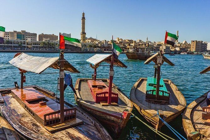 PRIVATE Dubai City Tour up to 6 person (Museum | Souk | Atlantis | Beach & more) - Key points at a glance