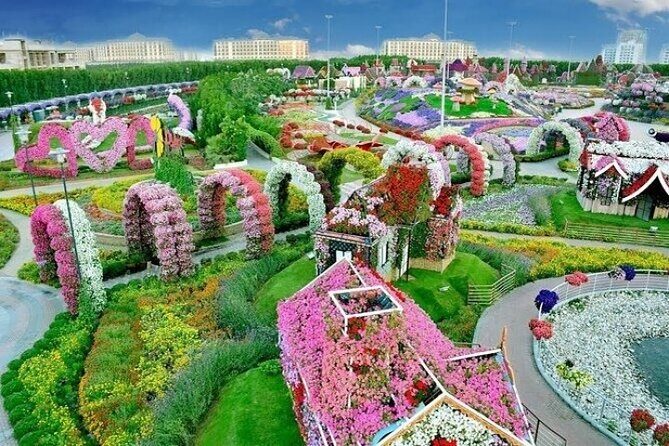 Private Dubai City Tour with Miracle Garden Ticket - Jumeirah Public Beach: A Sunset-Friendly Break with Built-In Extras