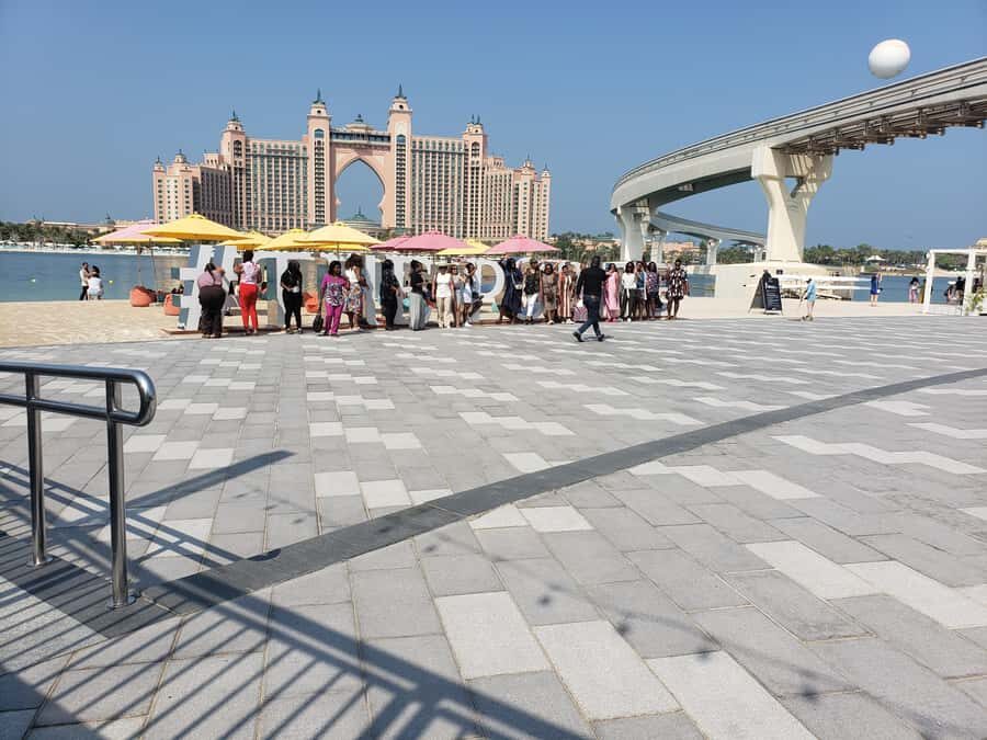 Private Dubai CityTour with Miracle Garden or Global Village - Lunch Is On You: How to Plan Food So the Tour Stays Fun