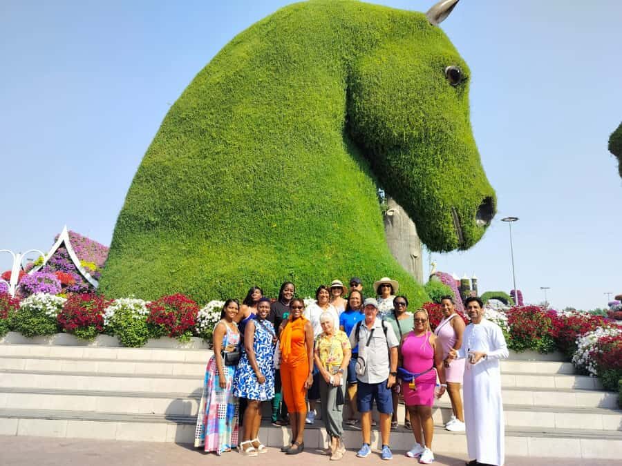 Private Dubai Frame & Miracle Garden Trip with Transfer - FAQ