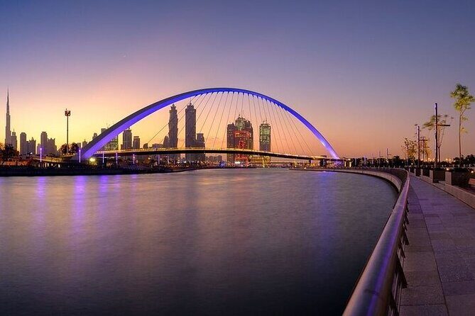 Private Dubai Sunset and Night Sightseeing Tour - Atlantis on the Palm: the photo-op without the waterpark cost