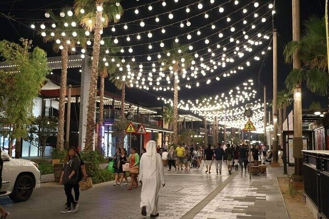 Private Dubai Sunset and Night Sightseeing Tour - Zabeel Palace and Sheikh Zayed Road: past-to-present from the car