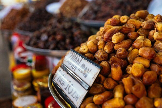 PRIVATE Food Tour: The 10 Tastings of Dubai With Locals - How to get the most from your guide and avoid a sour patch