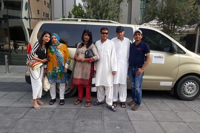 Private Full Day Old Heritage & Modern Dubai City Tour with Lunch - Lunch and comfort: real value, with one caution about restaurant setup