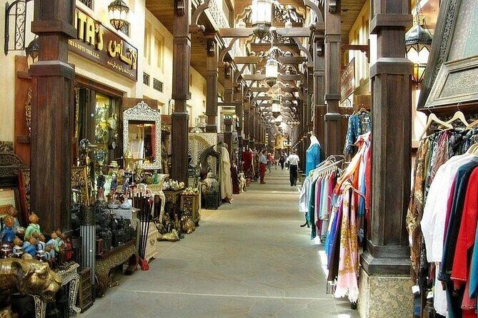Private Full Day Sightseeing Tour In Dubai - Your driver-guide: comfort, conversation, and real-world flexibility