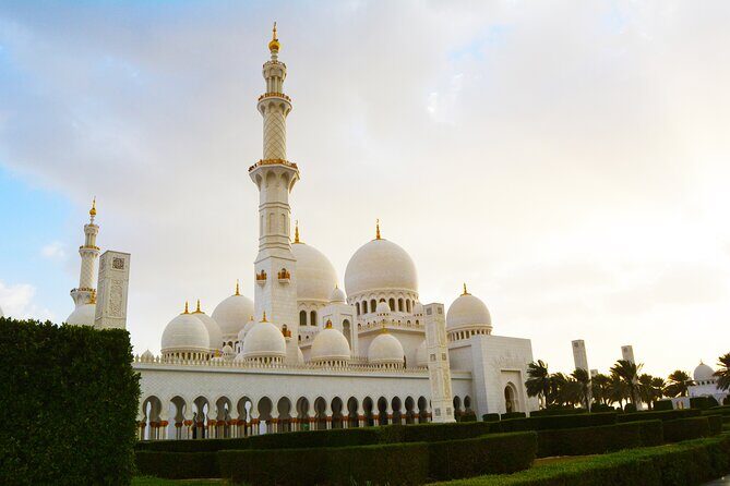 Private Full Day Tour Abu Dhabi City, Grand Mosque & Palace - Heritage Village, Emirates Palace drive-by, and the Corniche views