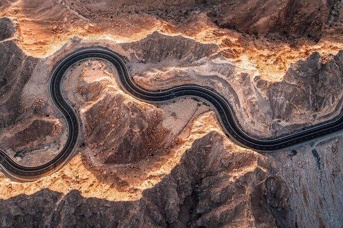 Private Garden City Tour with Zoo Ticket at Al Ain - Stop 2: Jebel Hafeet for the view over Al Ain and beyond