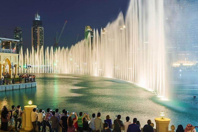 Private Half-Day Dubai City Tour with Burj Khalifa Ticket - Palm Jumeirah: a quick window into the island-design Dubai loves