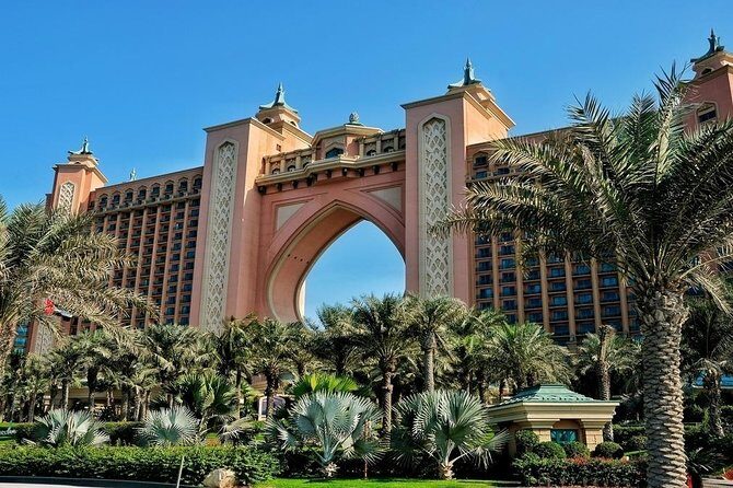 Private Half Day Modern Dubai City tour with Lunch - The language and guide reality check