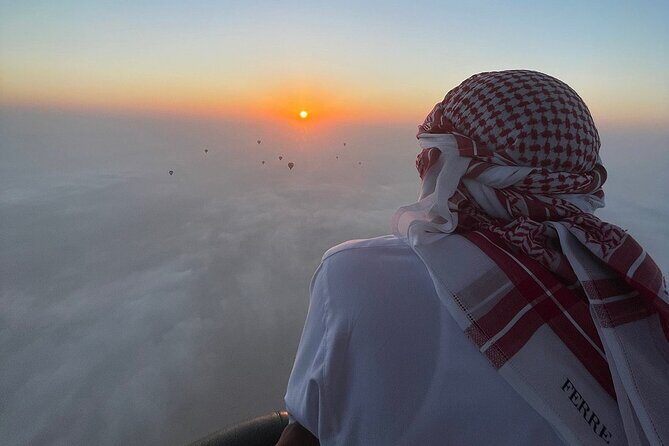 Private Hot Air Balloon Tour over the Dubai Desert - Photos and video: what you can realistically expect