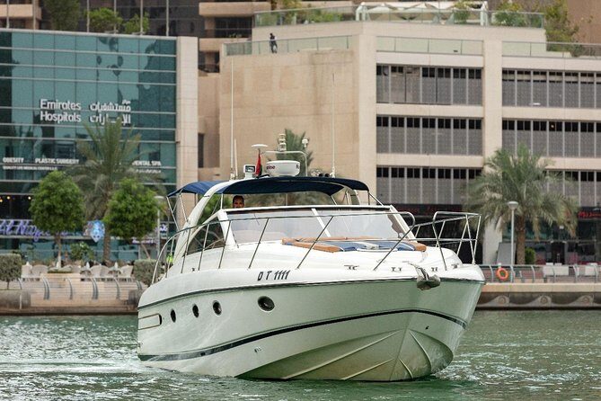 Private Luxury Everest Yacht Cruise from Dubai Marina - Crew service: attentive, safe, and sometimes named in the best stories