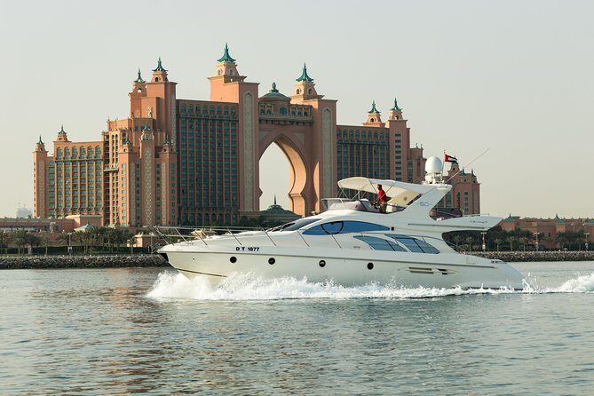 Private Luxury Yacht Cruise for up to 20 people - Why This Private Yacht Cruise Works So Well from Dubai Marina