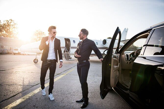 Private One-way Airport Transfer Dubai Airport DXB To Dubai - Luggage, families, and pets: the details that prevent headaches