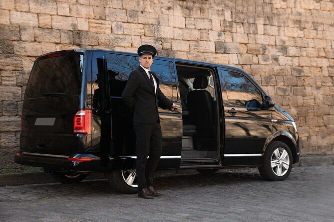 Private One-way Airport Transfer Dubai Airport DXB To Dubai - Step-by-step: how the DXB pickup actually feels