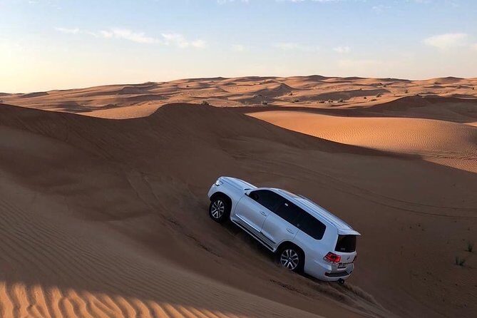 Private Premium Desert Safari with 5 Star Live BBQ Dinner - Hotel Pickup and Drop-Off in a 4x4 Land Cruiser