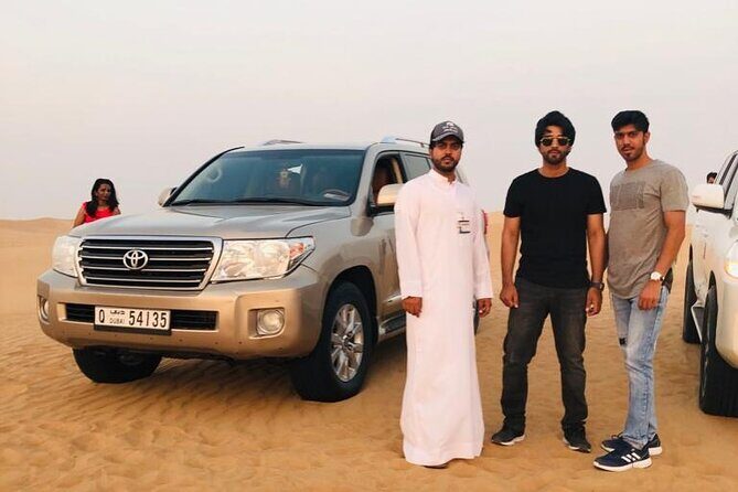 Private Premium Dubai Evening Dune Bashing With Live BBQ - Henna, Traditional Costume Photos, and Live Entertainment