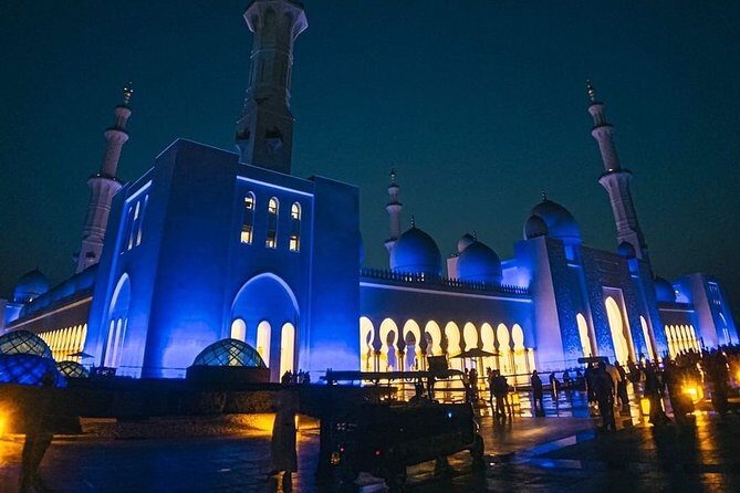 Private Round-Trip Sheikh Zayed Grand Mosque Tour from Dubai Inc. Transport - The Wudu Ritual and Prayer Halls: The Meaning Behind the Scenes