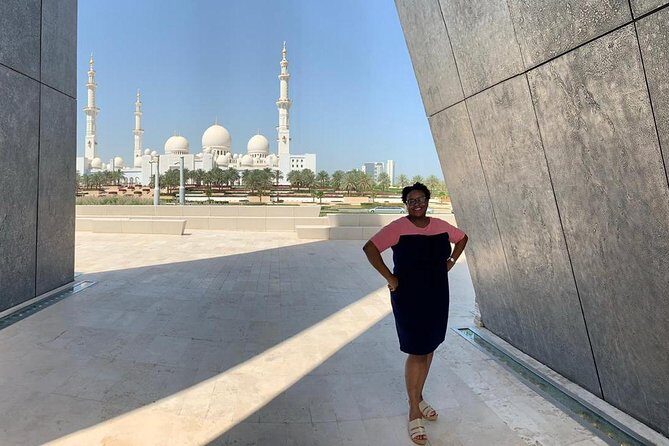 Private Sheikh Zayed Grand Mosque Tour - Timing tips: what sunset can do for your photos and emotions