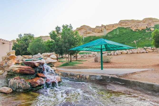 Private Tour : Al Ain City Sightseeing with Lunch from Dubai - Sheik Zayed Palace Museum: royal history with a calm pace
