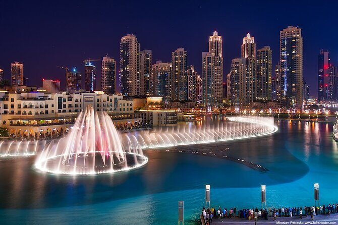 Private Tour: Dubai Frame, Burj Khalifa Entry and Dubai Fountain - Price and value: is $209.32 per person a smart buy?