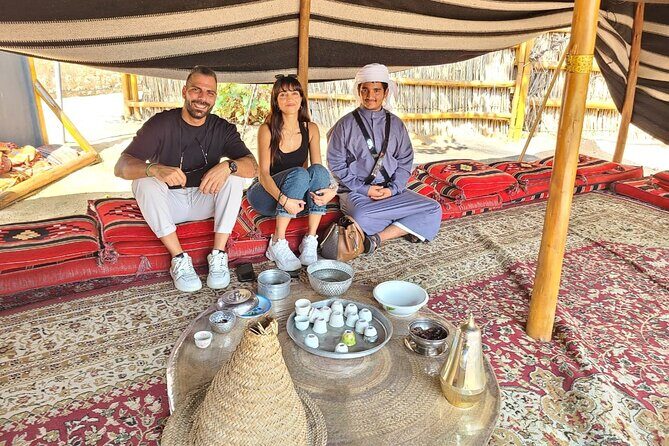 Private Tour of Authentic Dubai, Markets, Boat Ride & Blue Mosque - Gold Souk: how to shop (and what the 64-kg ring teaches you)