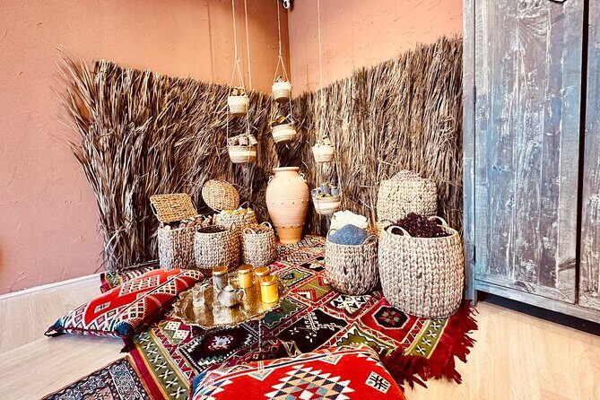Private Tour Old Dubai Souks Creek and Abra Tour with Tastings - Baba’s Cave: spices with a sensory learning moment