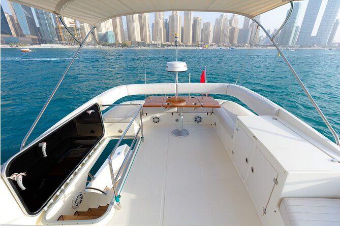 Private Yacht Cruising Rental from Dubai Marina - Crew and service quality: attention without getting in your face