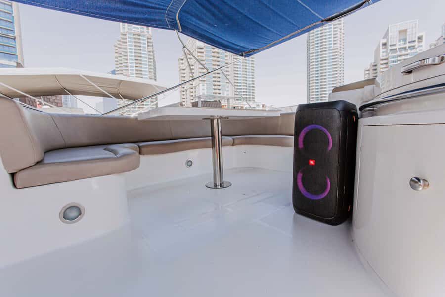 Private Yacht Dubai: 56ft - Palm Jumeirah: cruising the lines of Dubai’s most famous shape