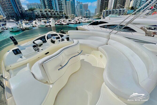 Private Yacht Experience From Dubai Marina - Boarding and On-Board Comfort: Why the Extras Matter