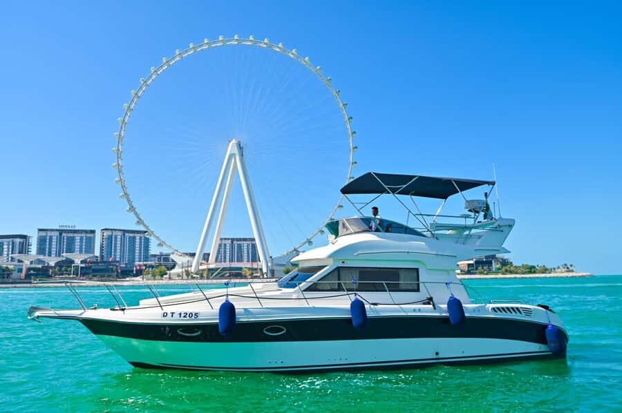 Private Yacht Tour with Marina, JBR, Atlantis & Palm Views - Ain Dubai Photo Stop: Where Your Camera Gets a Real Task