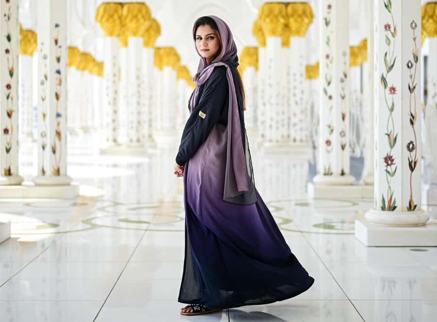 Professional Photoshoot at Sheikh Zayed Mosque - The Photographer + Local Expert Combo