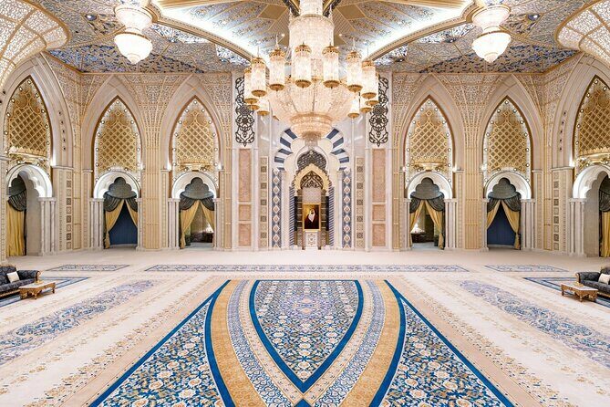 Qasr Al Watan Abu Dhabi - The Exterior Light Show: When the White Facade Glows