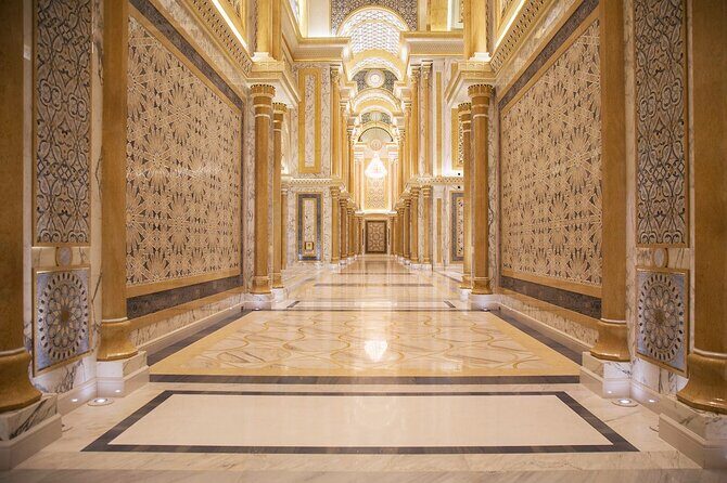 Qasr Al Watan Admission Ticket - Presidential Banquet: Emirati hospitality in a formal setting