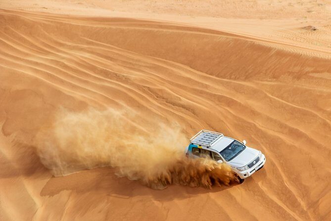 Red Dune Desert Safari with BBQ - Getting From Dubai to the Dunes: 4x4 Time That Feels Like a Ramp-Up