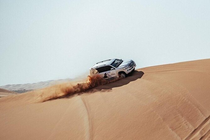Safari Half-Day Adventure from Abu Dhabi - Shisha, henna, and Arabic dress photos: small extras, big value