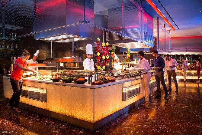 Saffron Atlantis at the Palm Brunch & Dinner Option - Palm Jumeirah and the Atlantis Setting: Why the Location Matters