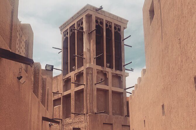Shared Walking Tour in Shindagha Museum and Streets of Old Dubai - Key highlights you’ll feel right away